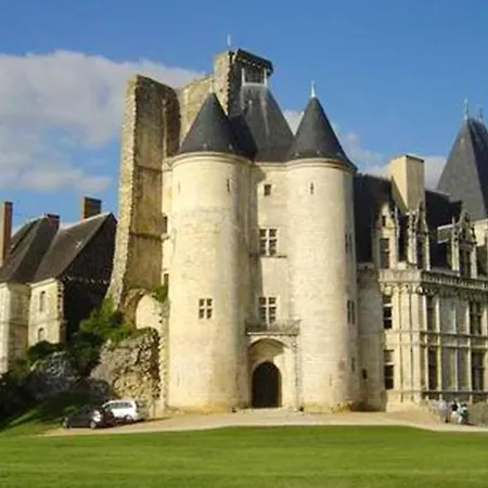 Maison Charmante A Avec Terrasse Et Jardin